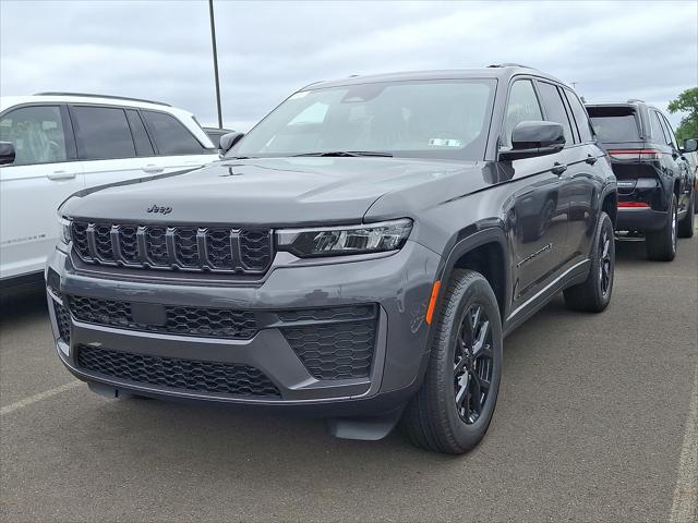 2026 Jeep Grand Cherokee GRAND CHEROKEE LAREDO ALTITUDE 4X4 2026 Jeep Grand Cherokee GRAND CHEROKEE LAREDO ALTITUDE 4X4
