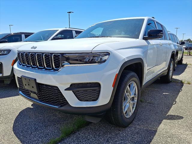 2026 Jeep Grand Cherokee GRAND CHEROKEE LAREDO X 4X4 2026 Jeep Grand Cherokee GRAND CHEROKEE LAREDO X 4X4