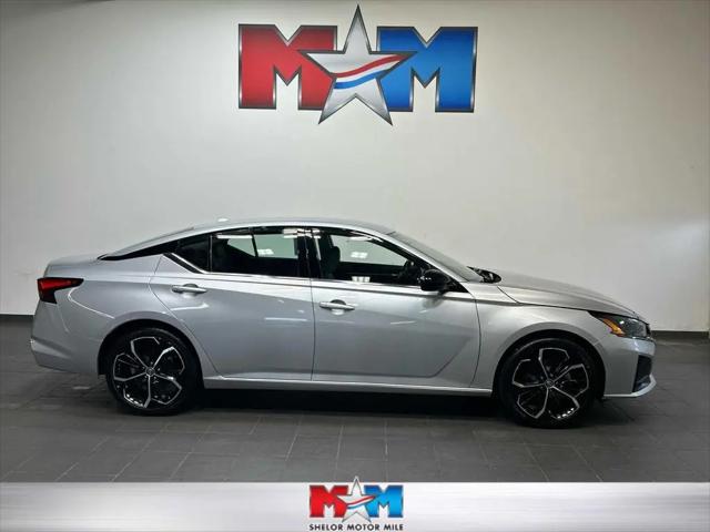 2023 Nissan Altima SR FWD for sale in Christiansburg, VA