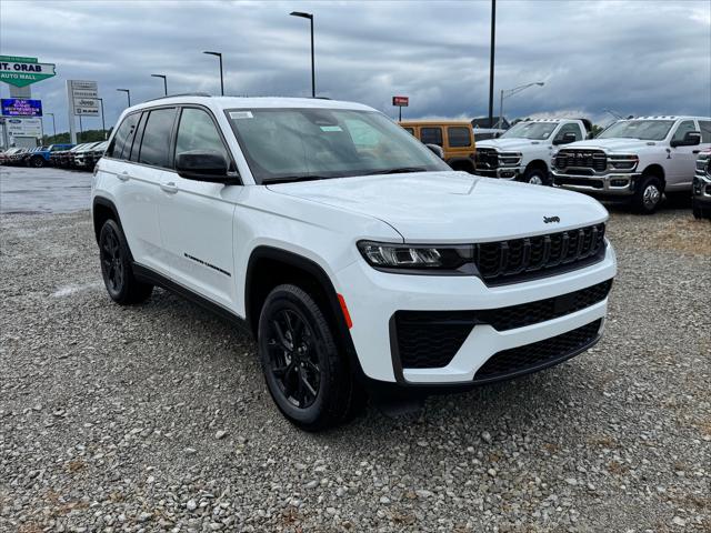 2026 Jeep Grand Cherokee GRAND CHEROKEE LAREDO ALTITUDE 4X4