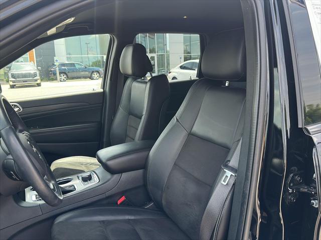 2022 Jeep Grand Cherokee Laredo X 4x4