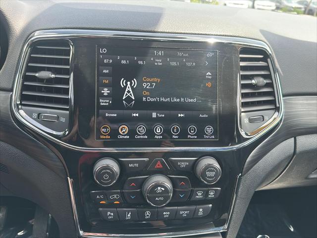 2022 Jeep Grand Cherokee Laredo X 4x4