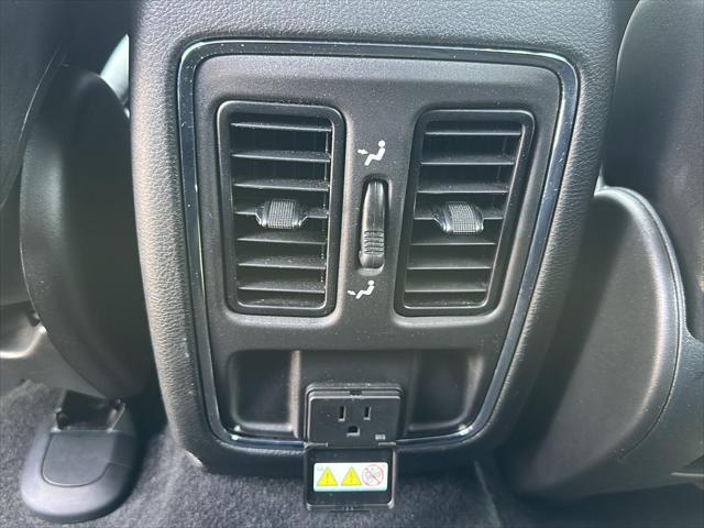 2022 Jeep Grand Cherokee Laredo X 4x4