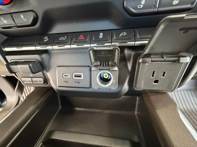 2021 Chevrolet Silverado 1500 4WD Crew Cab Short Bed RST