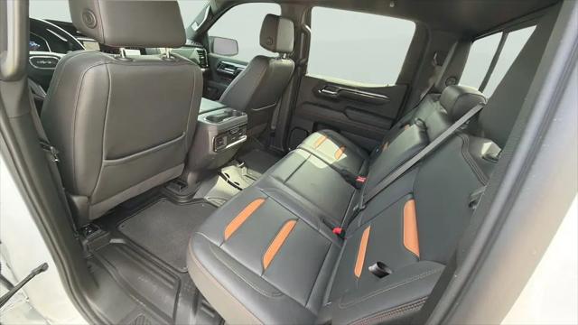 2024 GMC Sierra 1500 4WD Crew Cab Short Box AT4