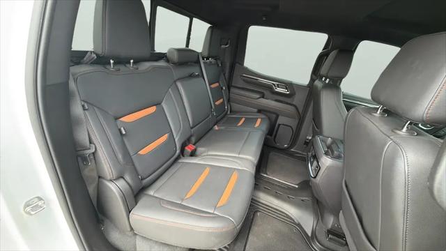 2024 GMC Sierra 1500 4WD Crew Cab Short Box AT4