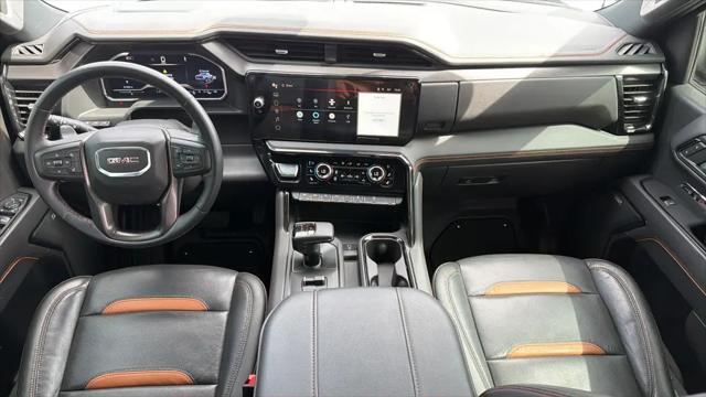 2024 GMC Sierra 1500 4WD Crew Cab Short Box AT4