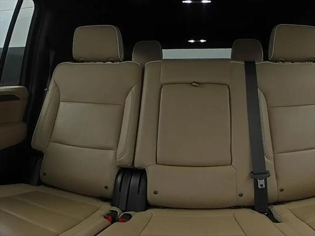 2024 Chevrolet Suburban 2WD Premier