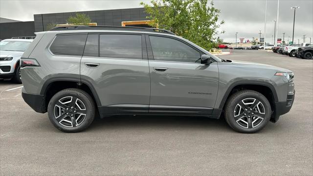 2026 Jeep Cherokee Laredo 4x4