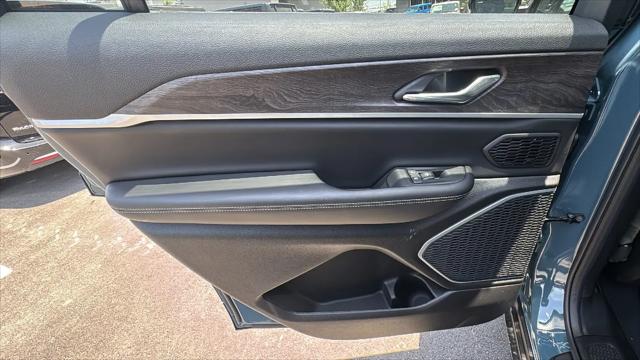 2026 Jeep Grand Cherokee L Limited 4x2