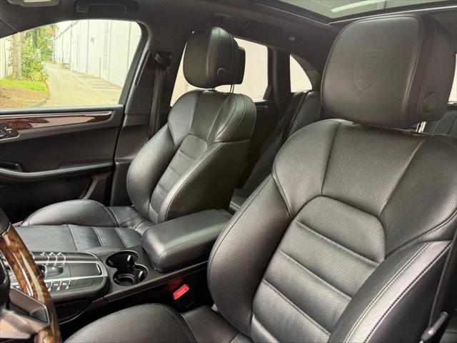 2016 Porsche Macan Turbo