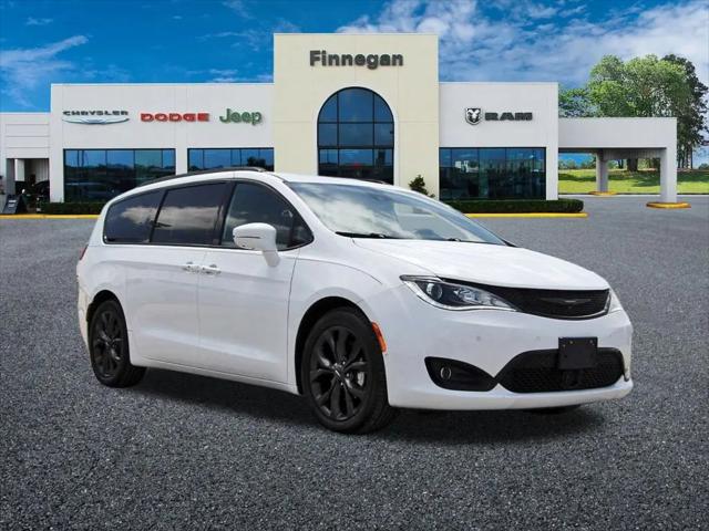 2020 Chrysler Pacifica Limited for sale in Rosenberg, TX