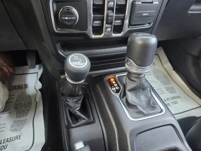 2023 Jeep Wrangler 4-Door Sahara Altitude