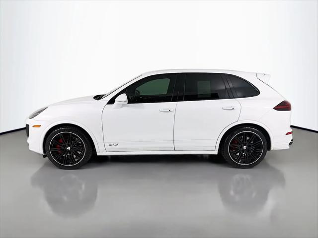 2016 Porsche Cayenne GTS