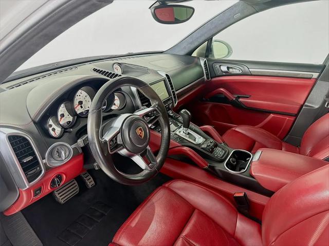 2016 Porsche Cayenne GTS