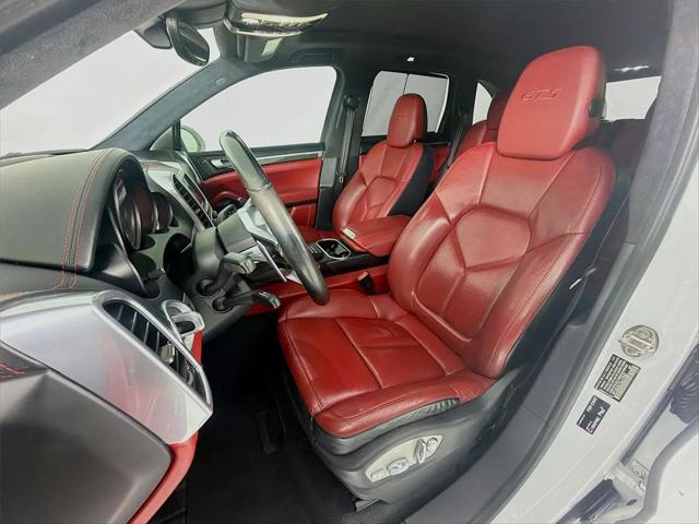 2016 Porsche Cayenne GTS