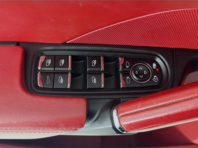 2016 Porsche Cayenne GTS