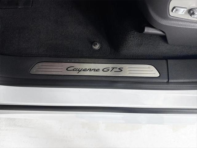 2016 Porsche Cayenne GTS