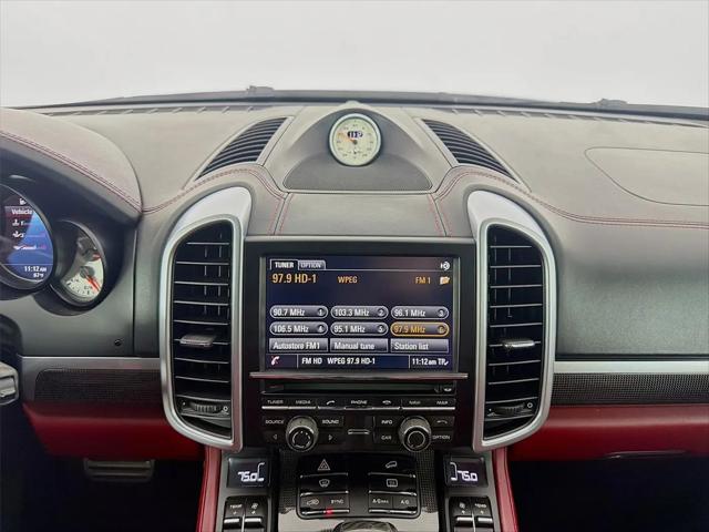2016 Porsche Cayenne GTS