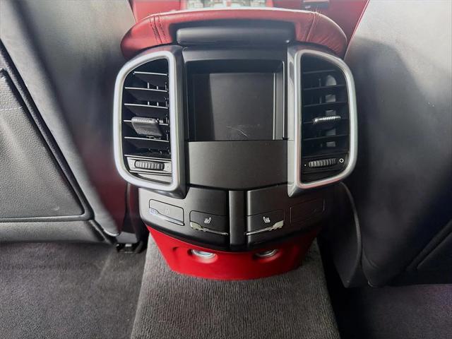 2016 Porsche Cayenne GTS