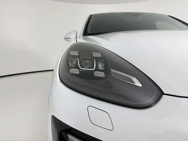 2016 Porsche Cayenne GTS