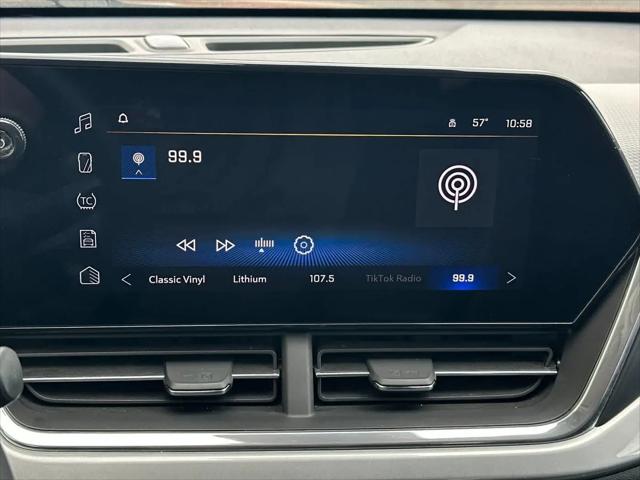 2025 Chevrolet Trax FWD LT