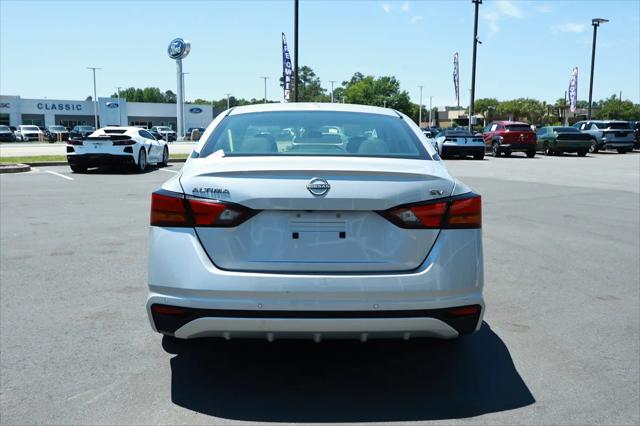 2023 Nissan Altima SV FWD