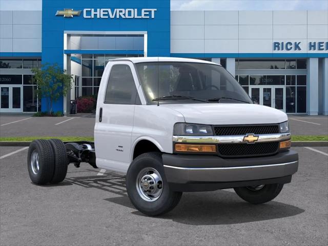 2026 Chevrolet Express Cutaway Work Van