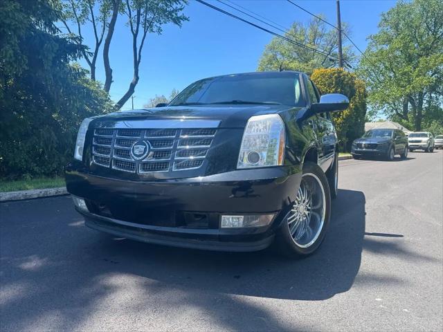 2009 Cadillac Escalade Standard