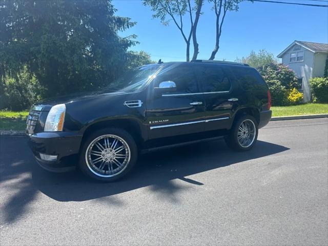 2009 Cadillac Escalade Standard