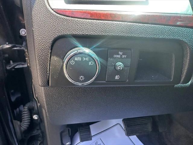 2009 Cadillac Escalade Standard
