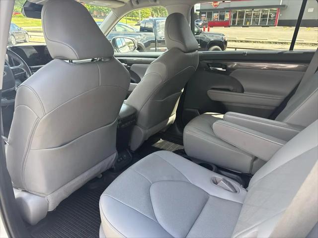 2020 Toyota Highlander Platinum