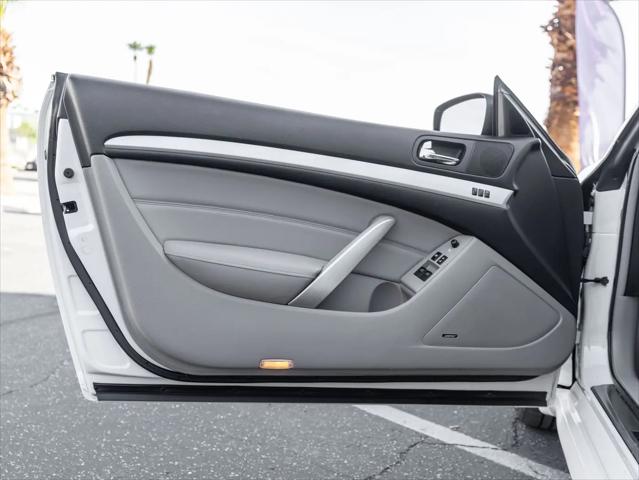 2009 INFINITI G37 Journey
