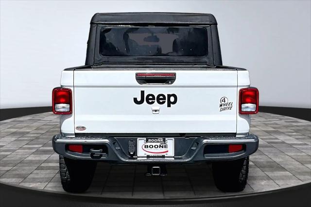 2023 Jeep Gladiator Sport