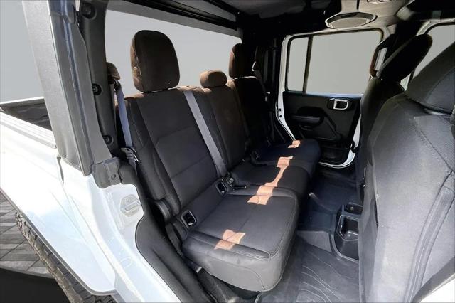 2023 Jeep Gladiator Sport