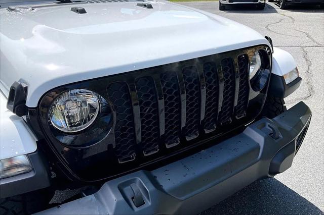 2023 Jeep Gladiator Sport