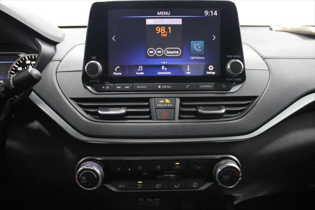 2022 Nissan Altima SV FWD