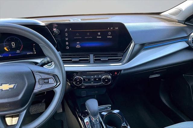 2025 Chevrolet Trax FWD LT