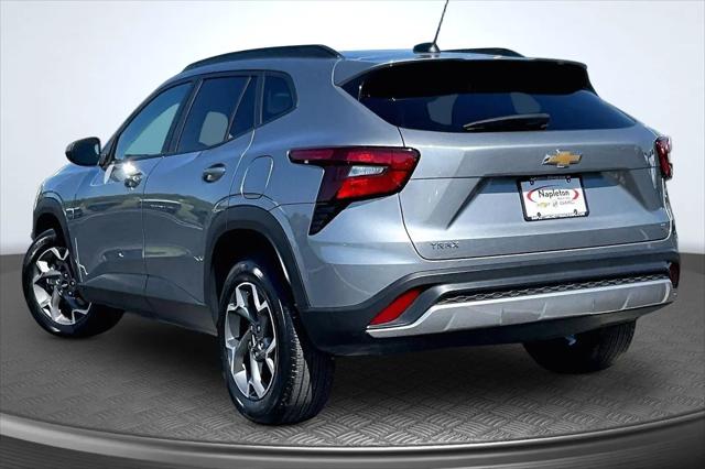 2025 Chevrolet Trax FWD LT