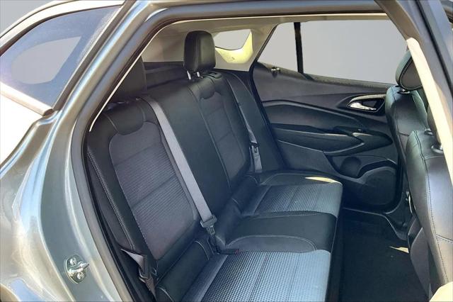 2025 Chevrolet Trax FWD LT