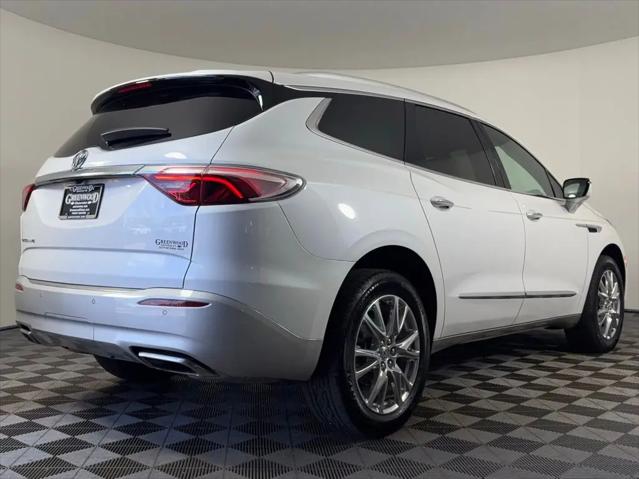 2023 Buick Enclave Essence FWD