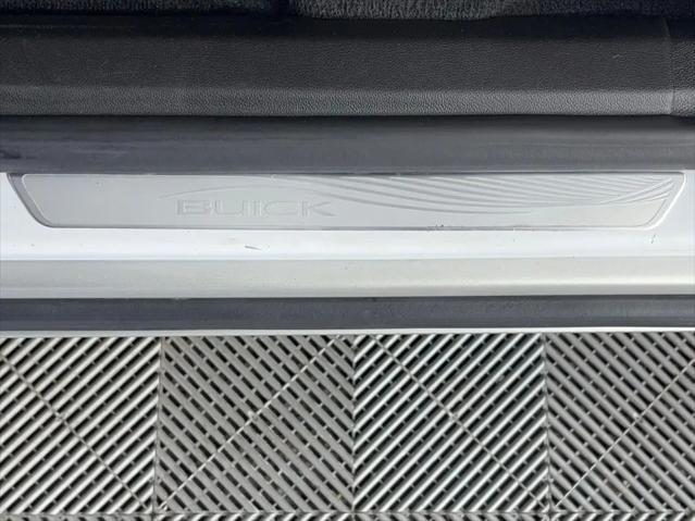 2023 Buick Enclave Essence FWD
