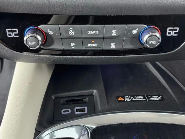 2023 Buick Enclave Essence FWD