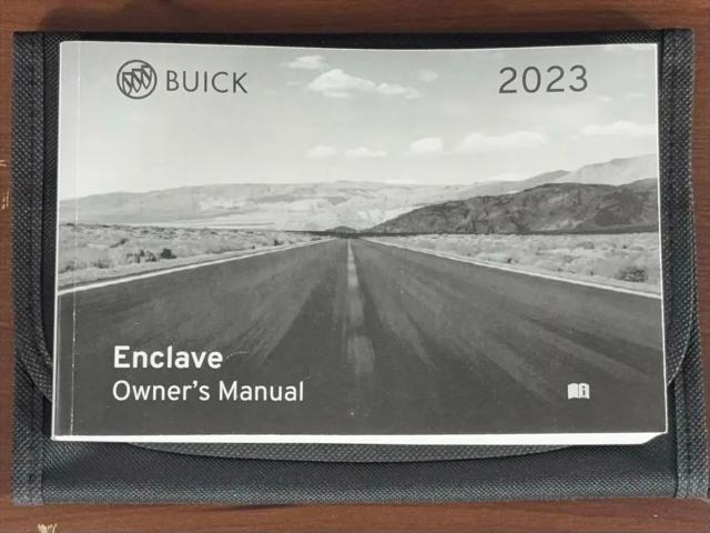 2023 Buick Enclave Essence FWD