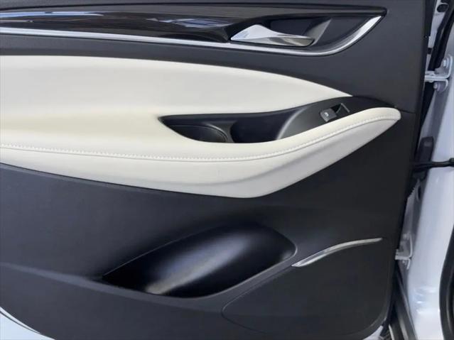 2023 Buick Enclave Essence FWD