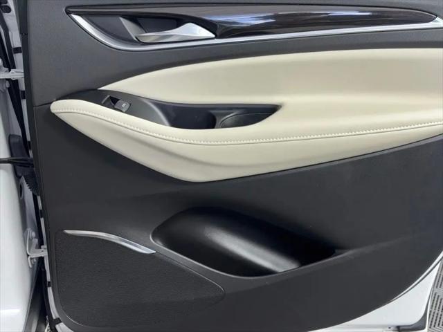 2023 Buick Enclave Essence FWD
