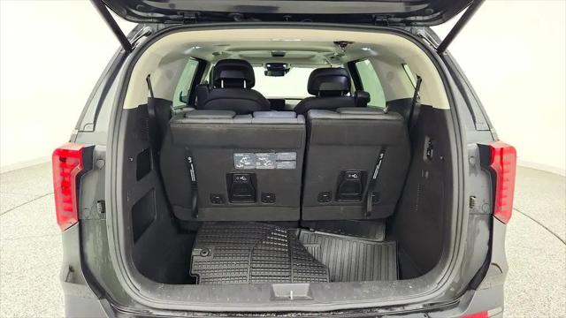 2025 Kia Carnival MPV SX Prestige