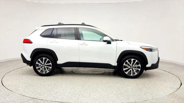 2024 Toyota Corolla Cross XLE
