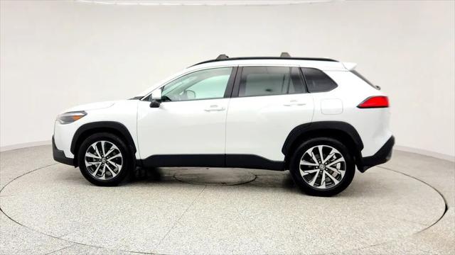 2024 Toyota Corolla Cross XLE
