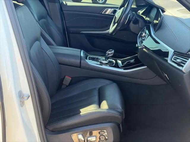 2021 BMW X5 M50i